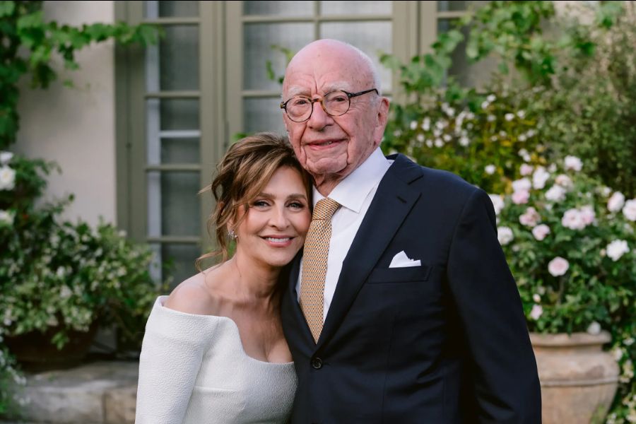 Rupert Murdoch marries Jewish scientist Elena Zhukova