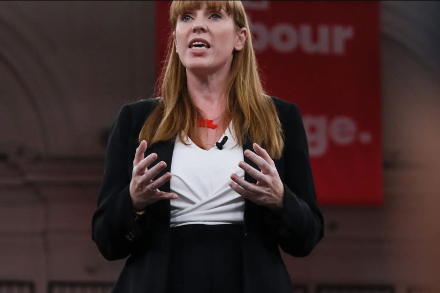 Angela Rayner steps in over plan to build skyscraper next to Bevis Marks shul